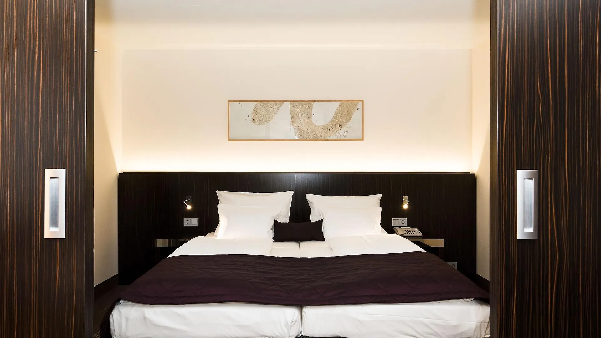 Hotel Europa Munich 4*,  Germany