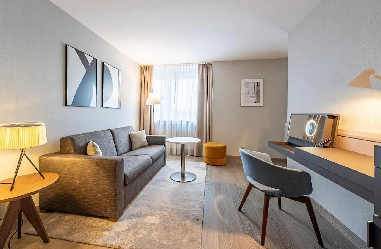 Hotel Europa Munich 4*,